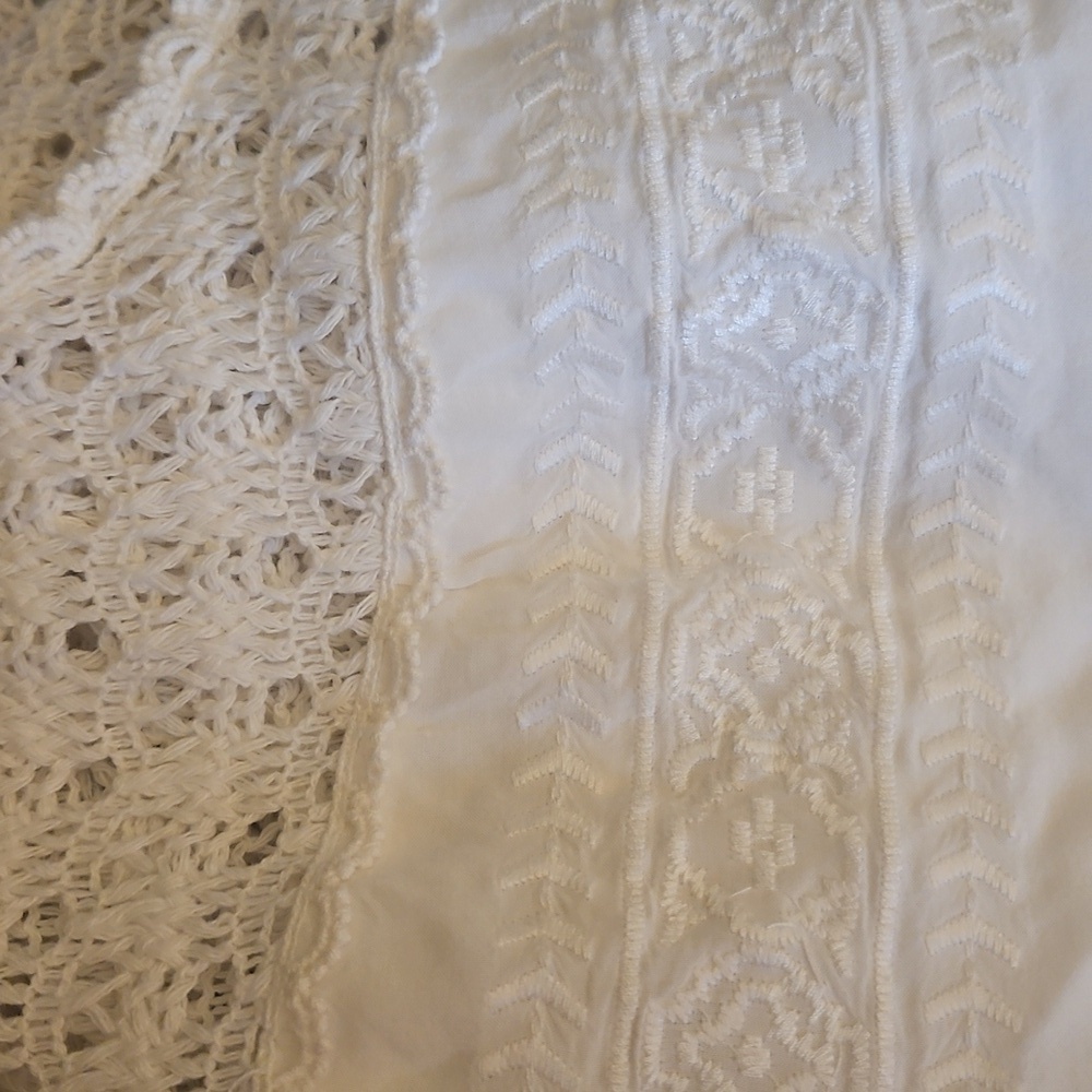 MONTEAU Winter White Crochet Embroidered Assymetric Festival Tunic - Picture 8 of 10
